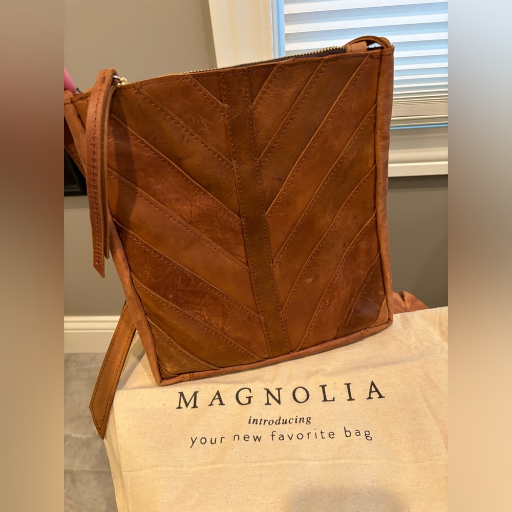 Magnolia Crossbody bag brown leather